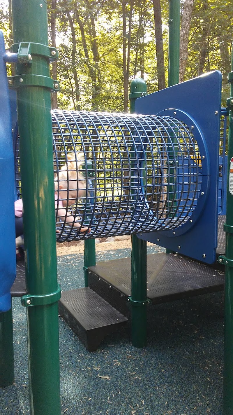 Gaffield Park playground photo 3