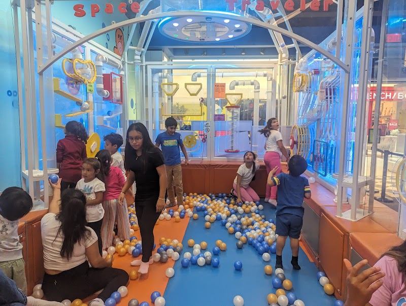 Jumpity Bumpity Daly City playground photo 3