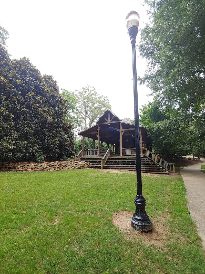 Larry Abernathy Park playground photo 2