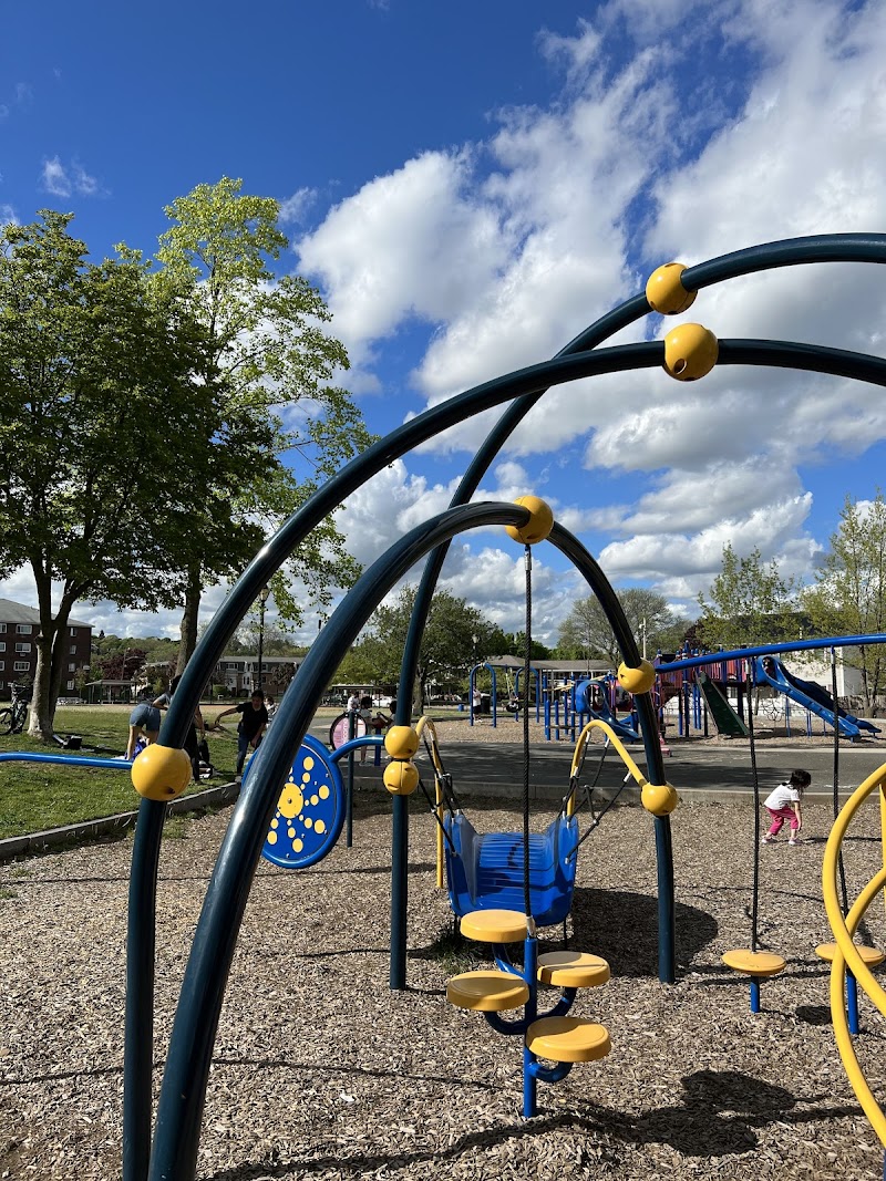 Lincoln Commons Playground playground photo 2