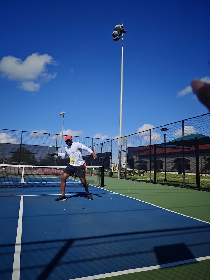 Missouri City Recreation & Tennis Center | Playgrounds Near Me