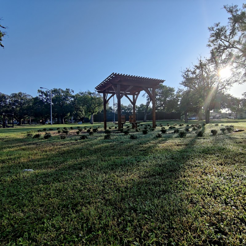 Oblate Park playground photo 1