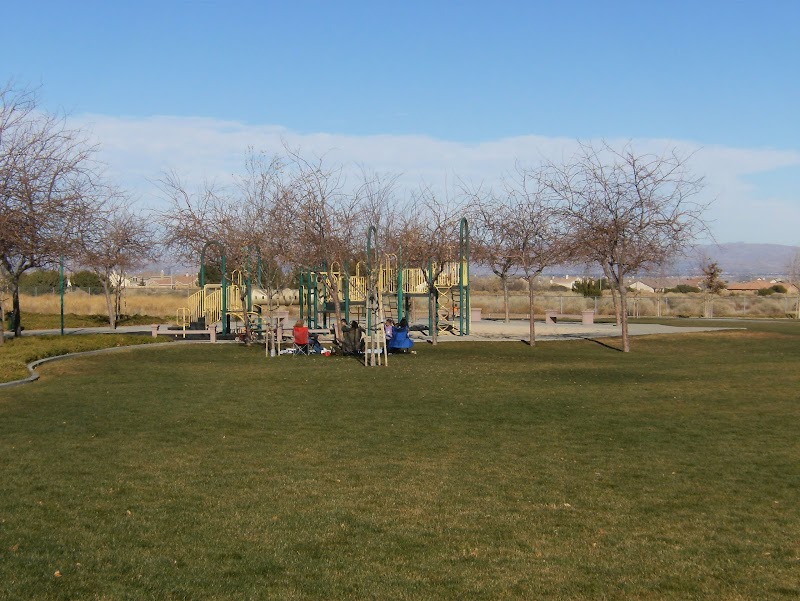 Rick Novack Community Center & Palm Street Park Playground ...