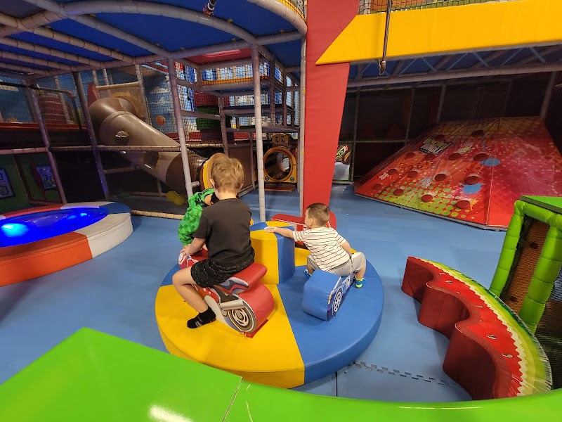 UPTOWN JUNGLE FUN PARK | Henderson, NV playground photo 1