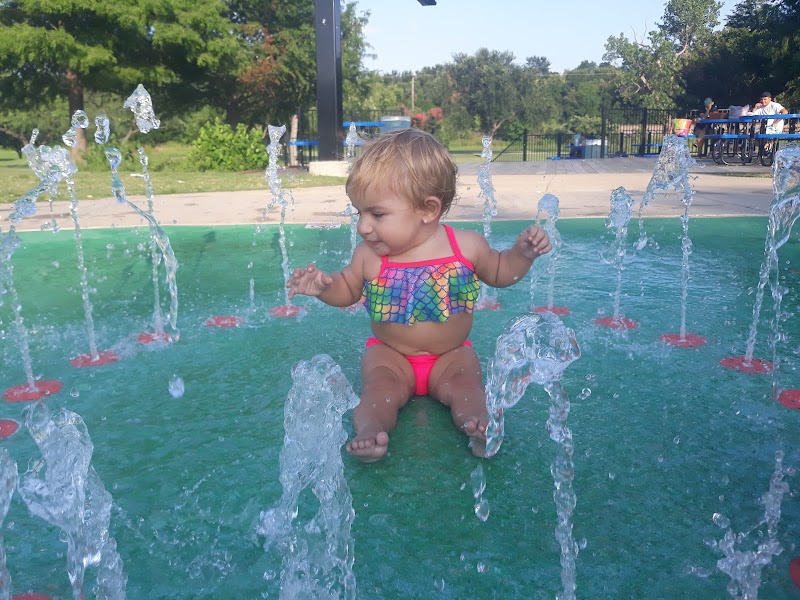 W. J. Thomas Park, Aquatic Complex & Sports Field playground photo 3
